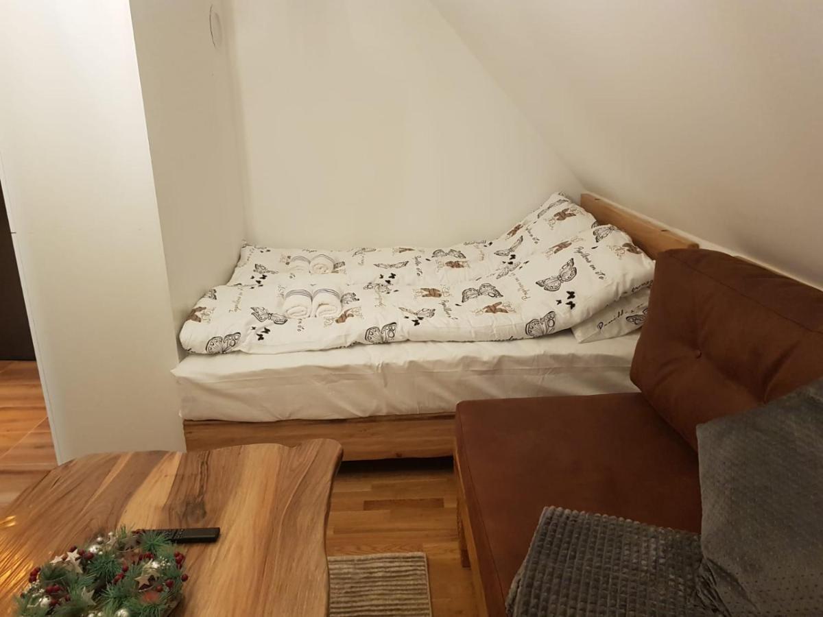 Wood Apartmani - Vila Zimska Idila ياهورينا المظهر الخارجي الصورة