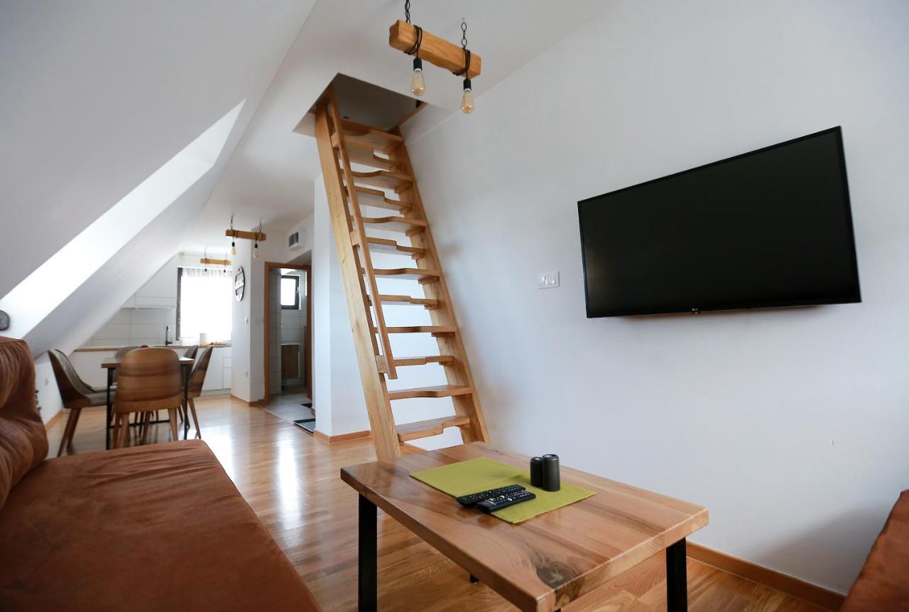 Wood Apartmani - Vila Zimska Idila ياهورينا المظهر الخارجي الصورة