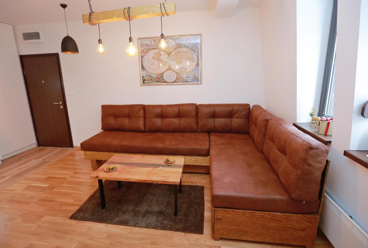 Wood Apartmani - Vila Zimska Idila ياهورينا المظهر الخارجي الصورة