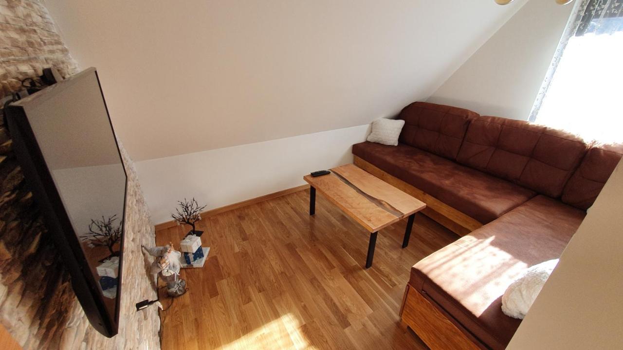 Wood Apartmani - Vila Zimska Idila ياهورينا المظهر الخارجي الصورة