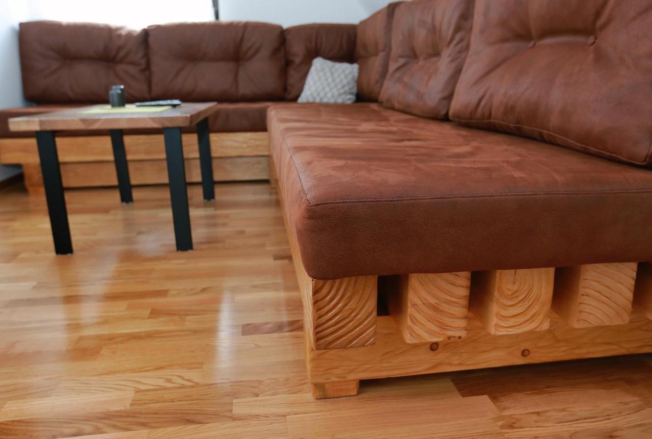 Wood Apartmani - Vila Zimska Idila ياهورينا المظهر الخارجي الصورة
